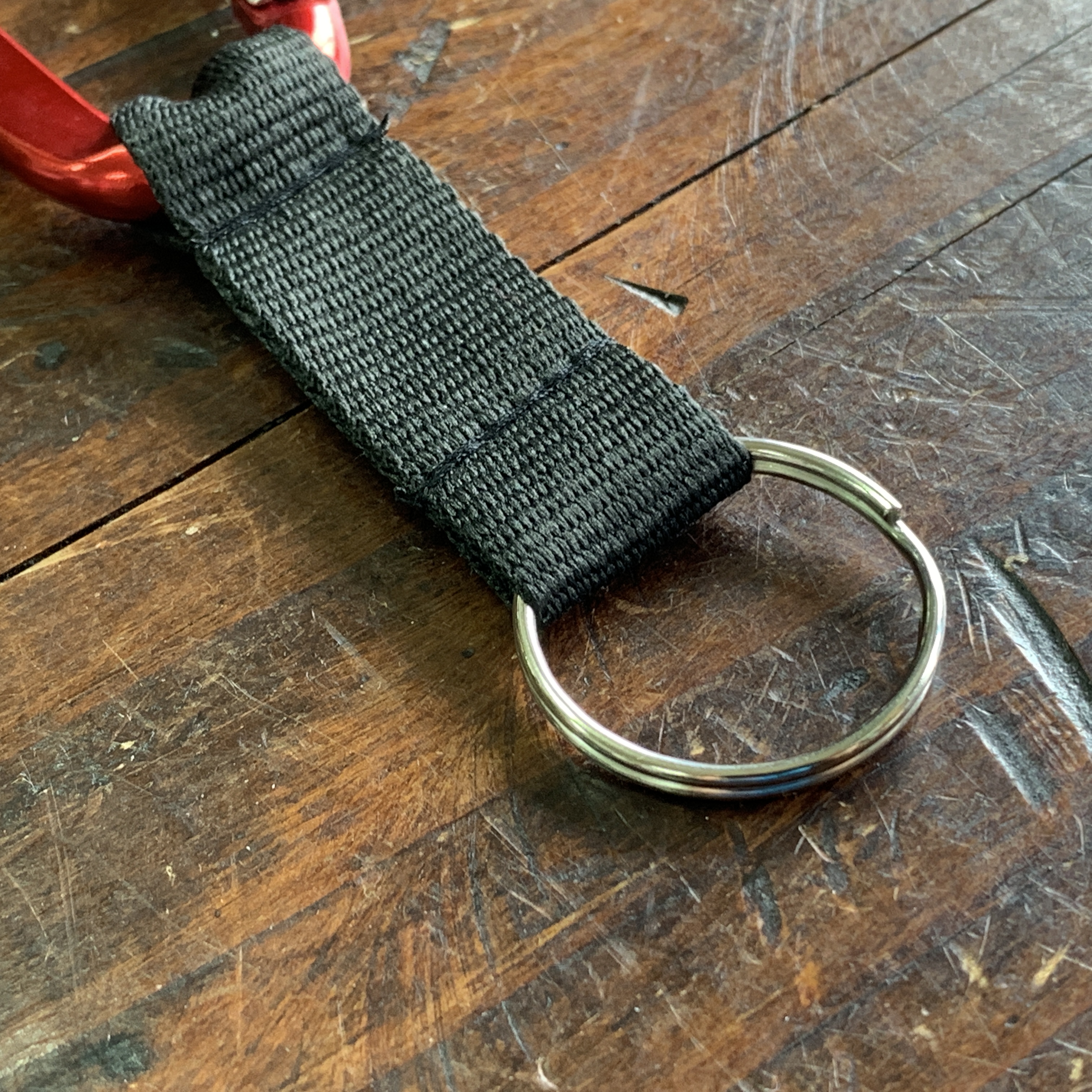 carabiner 2058-red-3