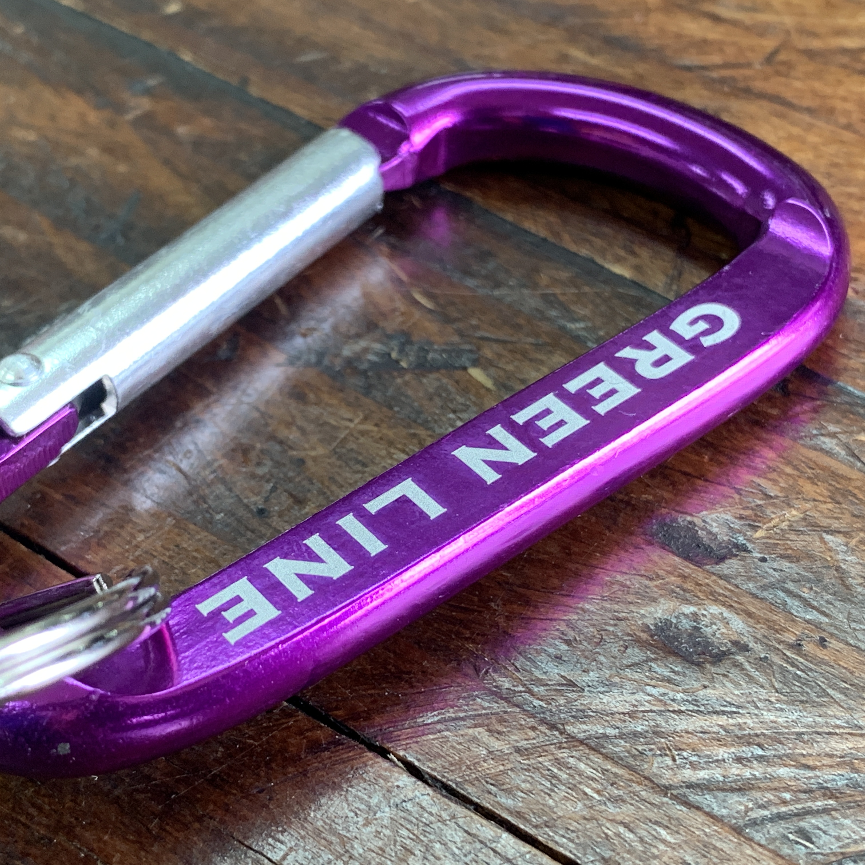 carabiner 2082-purple-2